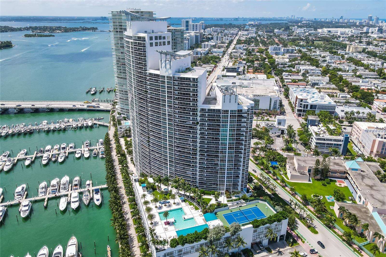 Murano Grande at 400 Alton Rd, Miami Beach, FL 33139 - For Rent photo 1