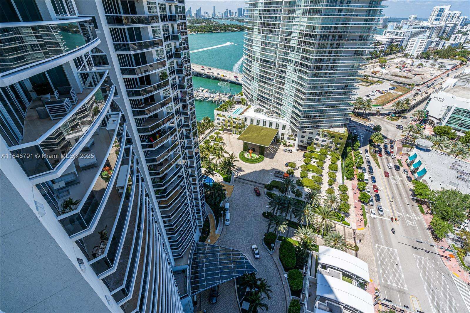 Murano Grande at 400 Alton Rd, Miami Beach, FL 33139 - For Rent photo 5