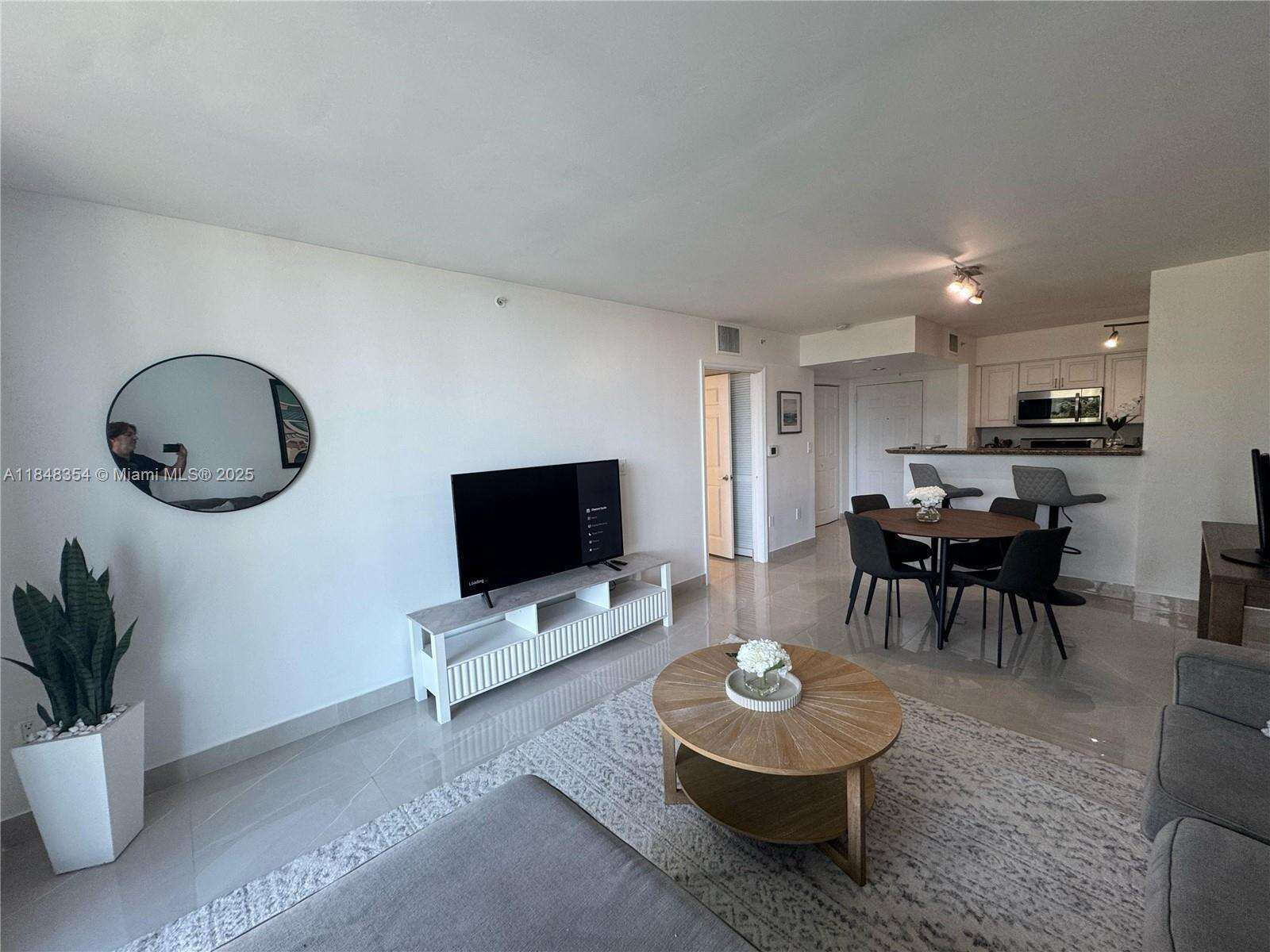 The Mark On Brickell at 1155 Brickell Bay Dr, Miami, FL 33131 - For Rent photo 2