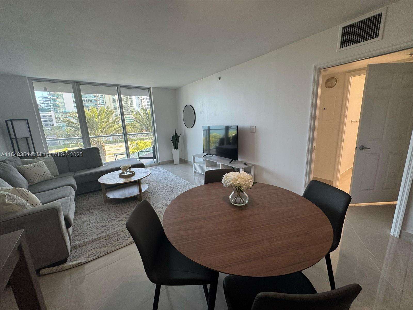 The Mark On Brickell at 1155 Brickell Bay Dr, Miami, FL 33131 - For Rent photo 10