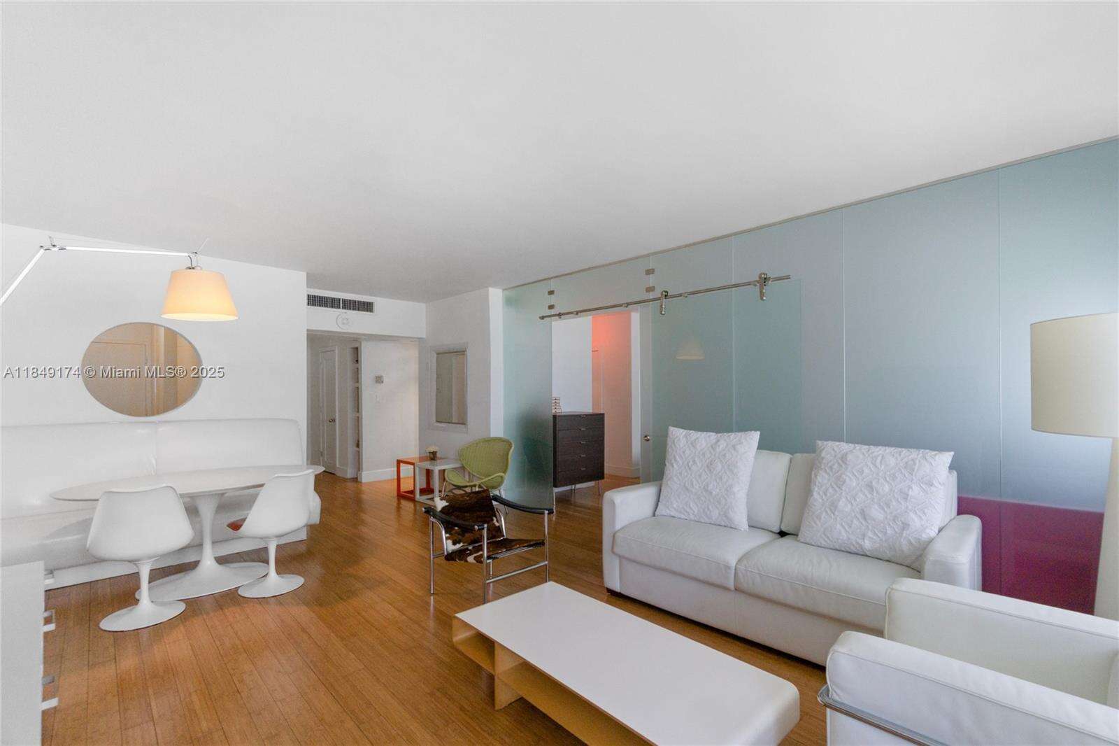 Decoplage at 100 Lincoln Rd, Miami Beach, FL 33139 - For Rent photo 1