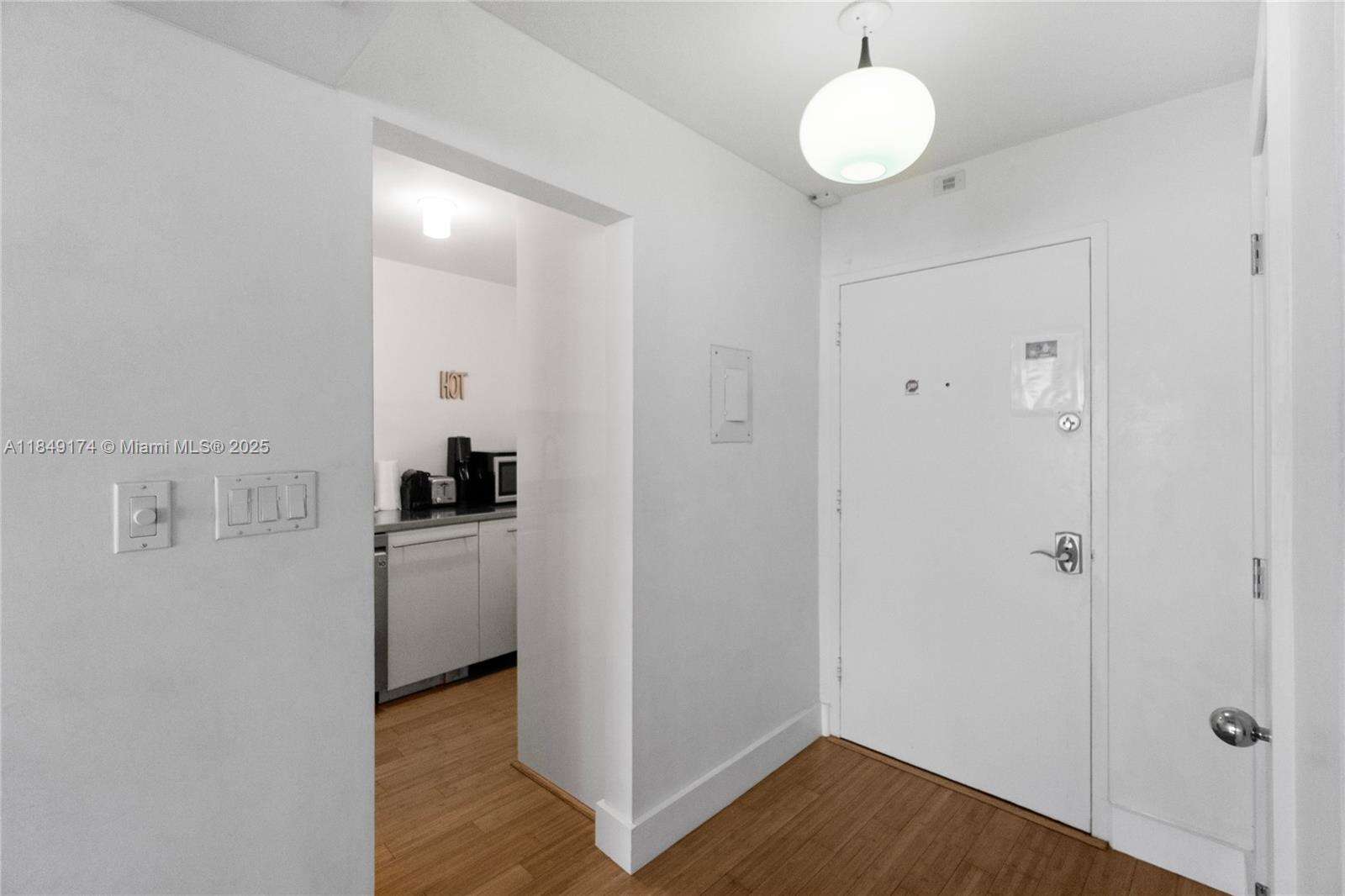 Decoplage at 100 Lincoln Rd, Miami Beach, FL 33139 - For Rent photo 17