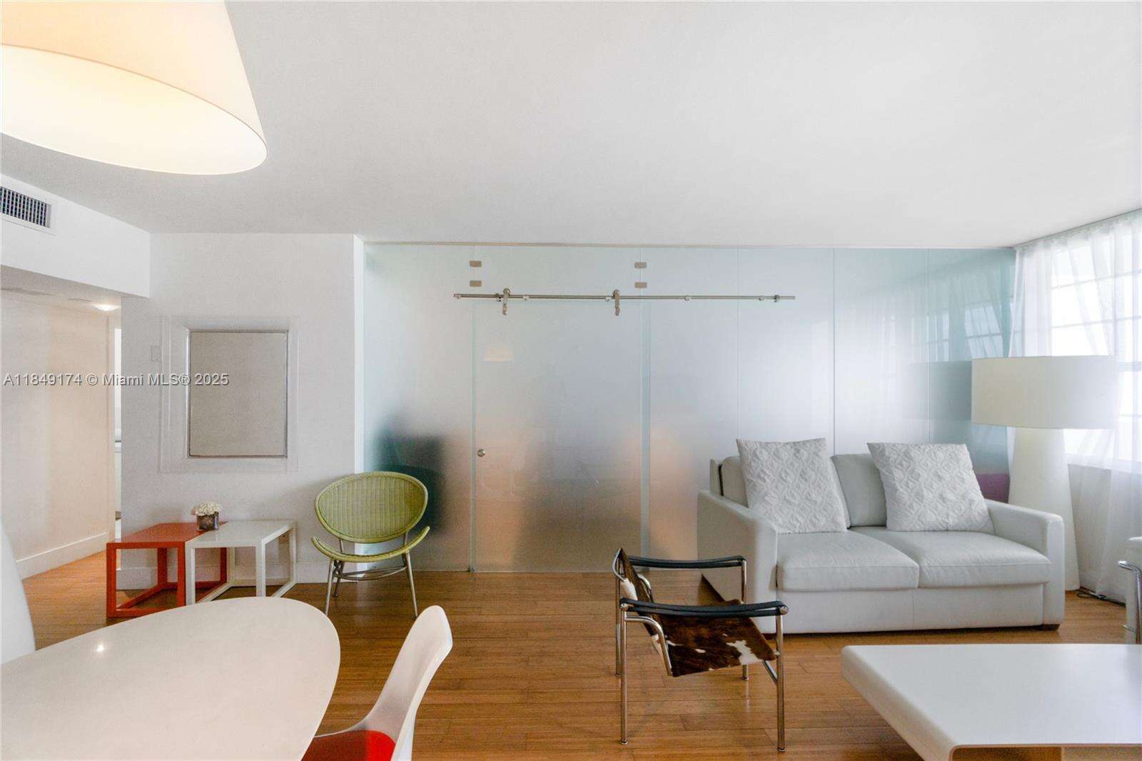 Decoplage at 100 Lincoln Rd, Miami Beach, FL 33139 - For Rent photo 7