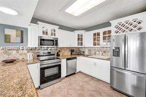 Sea Air Towers at Hollywood, FL 33019 - For Rent photo 7