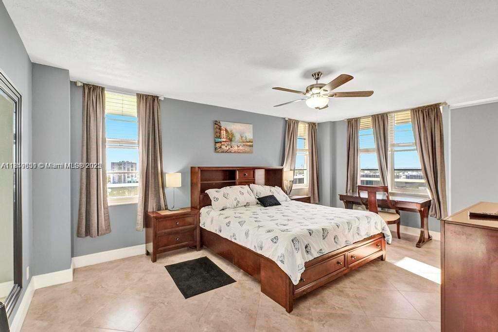 Sea Air Towers at Hollywood, FL 33019 - For Rent photo 8