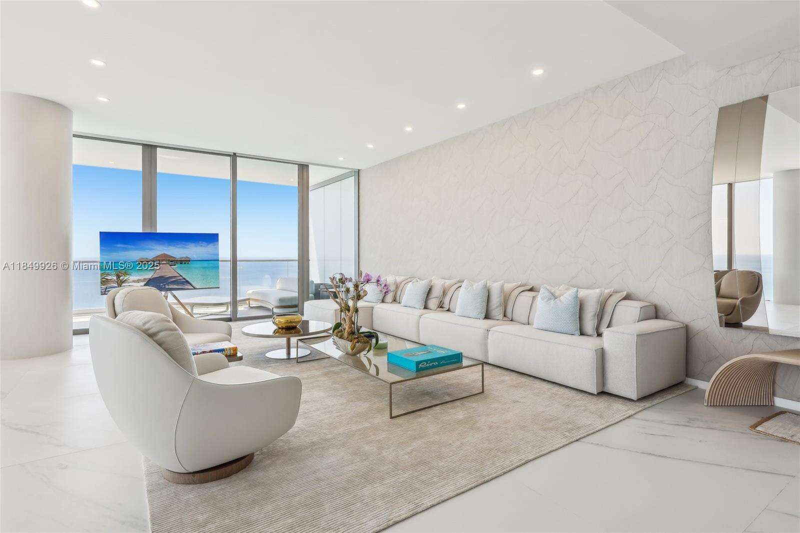 2000 Ocean at 2000 Ocean Dr, Hallandale Beach, FL 33009 - For Rent photo 3