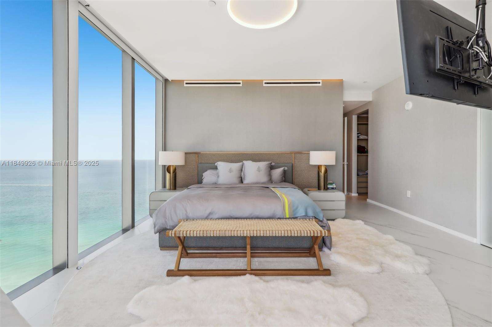 2000 Ocean at 2000 Ocean Dr, Hallandale Beach, FL 33009 - For Rent photo 32