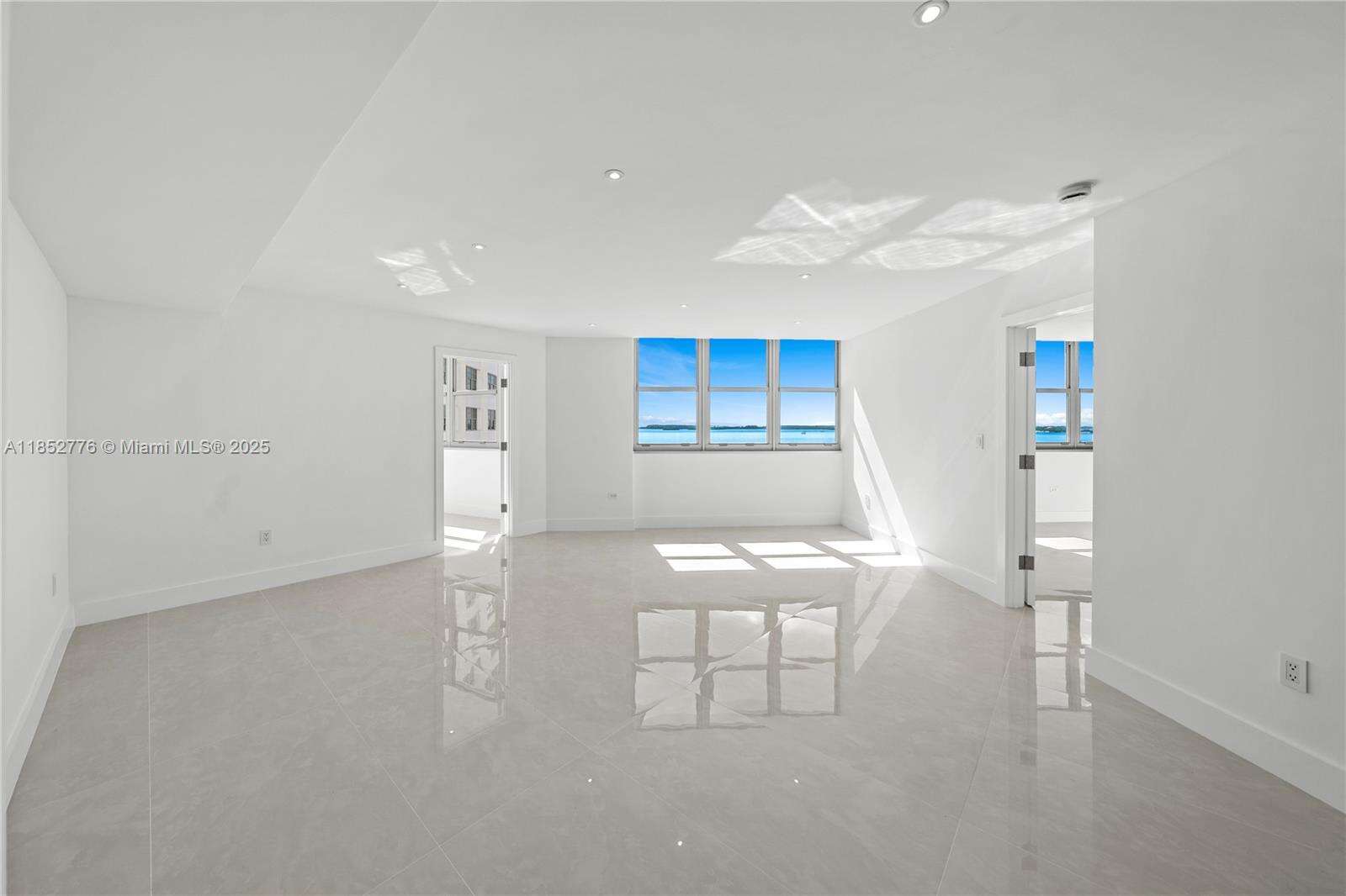 Four Ambassadors at 999 Brickell Bay Dr, Miami, FL 33131 - For Rent photo 11
