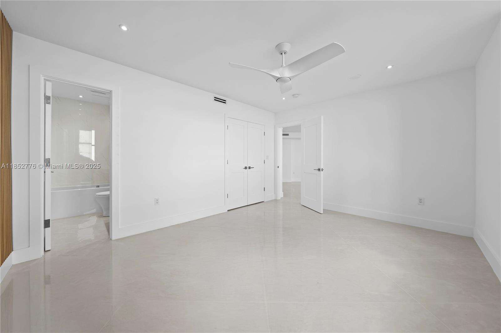 Four Ambassadors at 999 Brickell Bay Dr, Miami, FL 33131 - For Rent photo 14