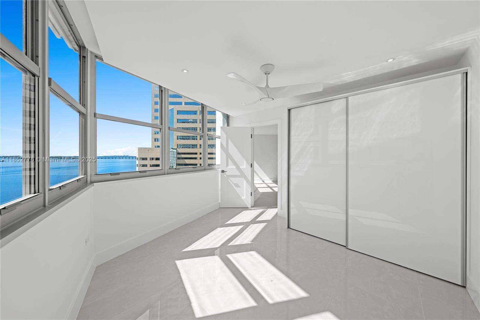Four Ambassadors at 999 Brickell Bay Dr, Miami, FL 33131 - For Rent photo 20