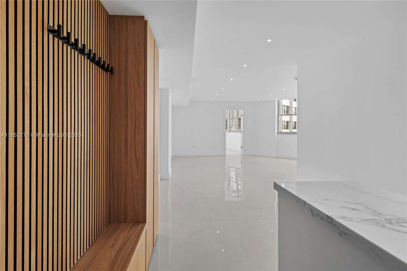 Four Ambassadors at 999 Brickell Bay Dr, Miami, FL 33131 - For Rent photo 21