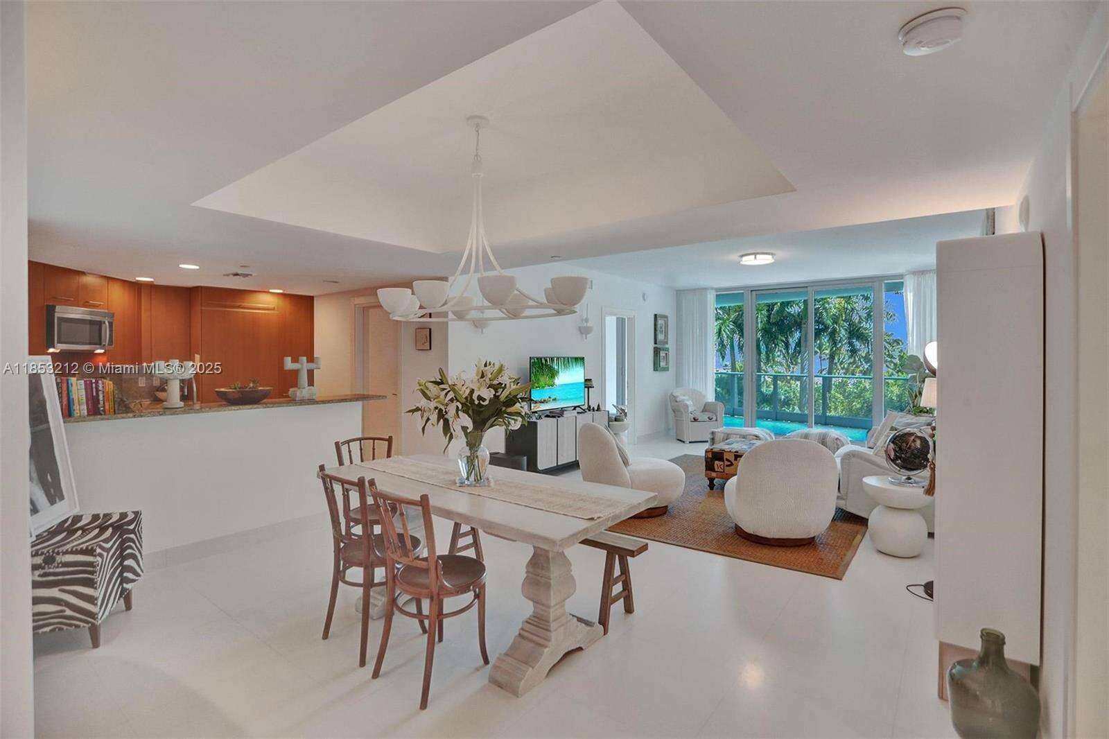 Grovenor House at 2627 Bayshore Dr, Coconut Grove, FL 33133 - For Rent photo 11