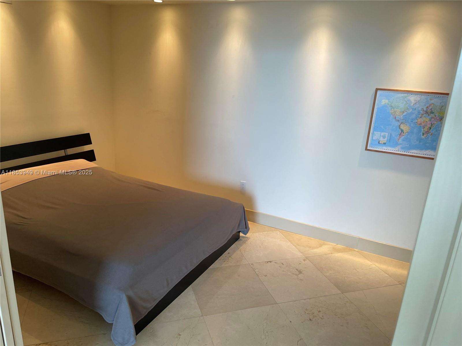 Akoya at 6365 Collins Ave, Miami Beach, FL 33141 - For Rent photo 39