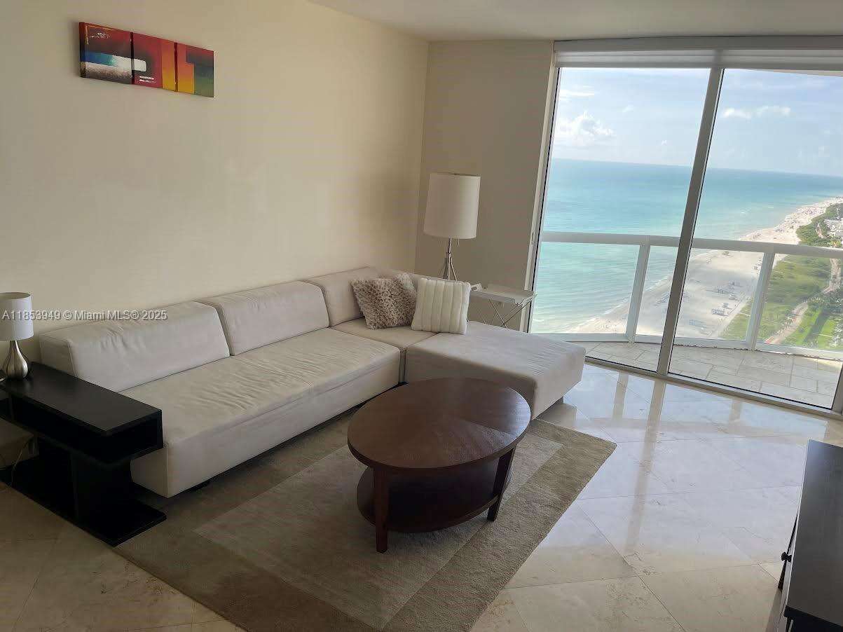 Akoya at 6365 Collins Ave, Miami Beach, FL 33141 - For Rent photo 42