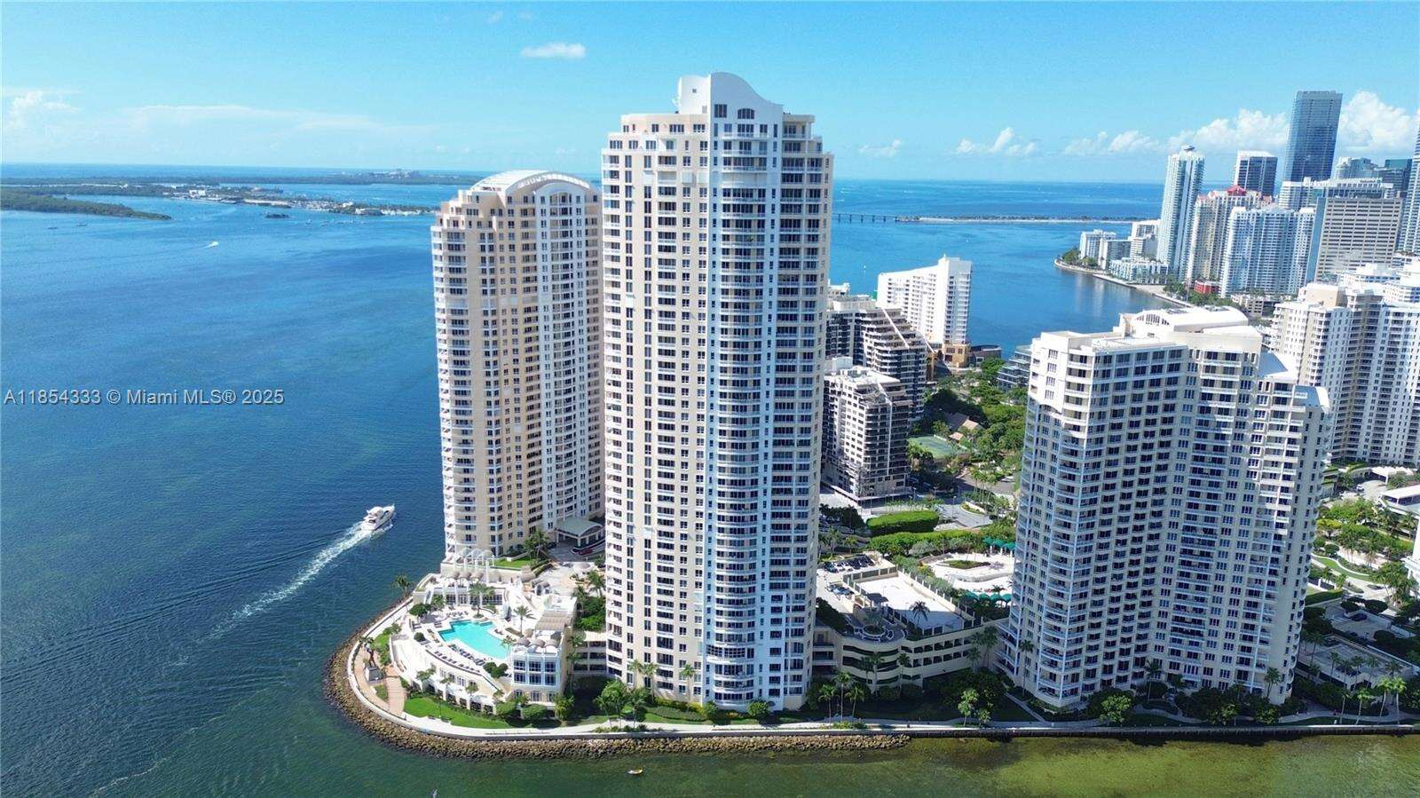 Three Tequesta Point at 848 Brickell Key Dr, Miami, FL 33131 - For Rent photo 34