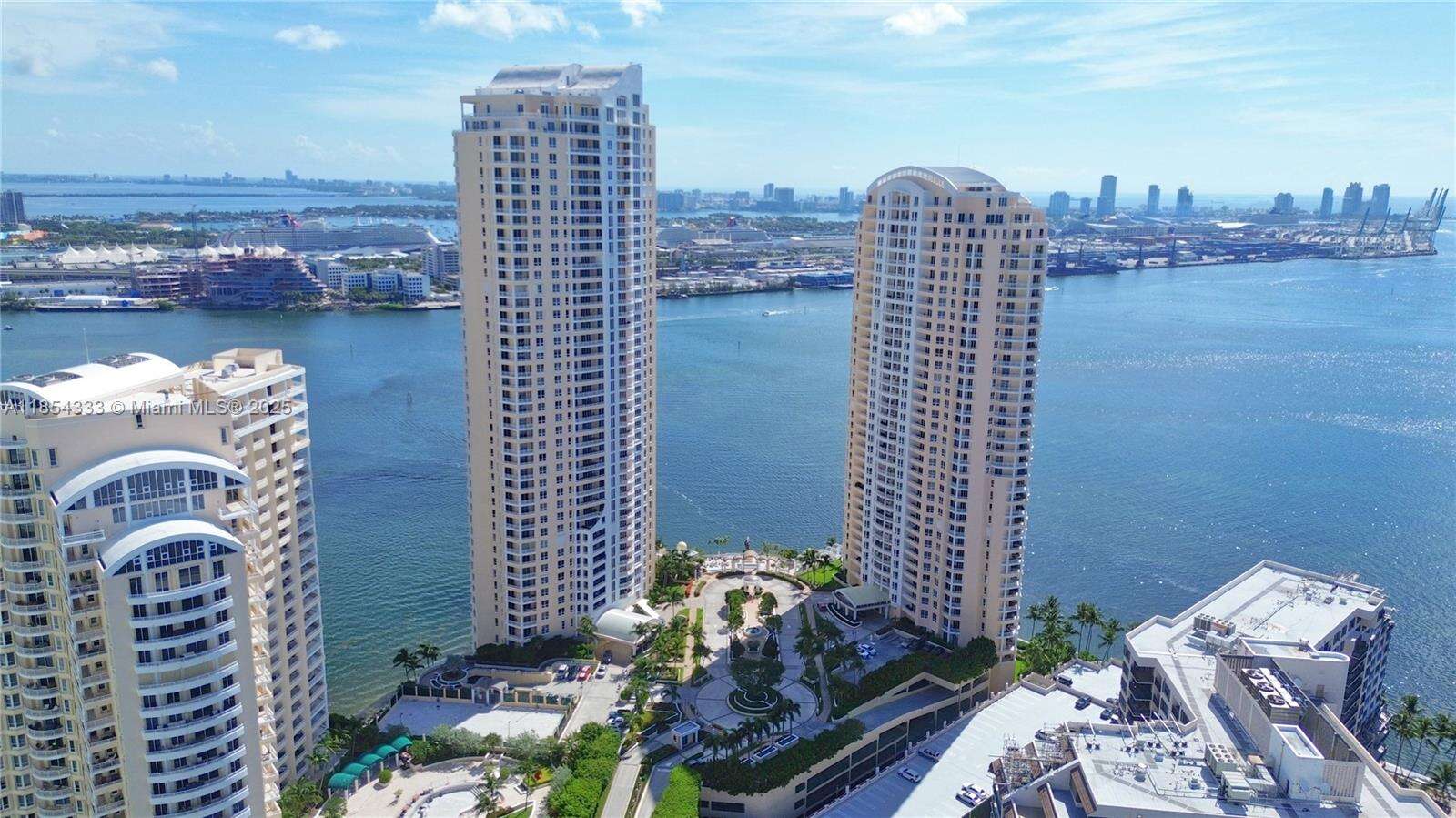 Three Tequesta Point at 848 Brickell Key Dr, Miami, FL 33131 - For Rent photo 44