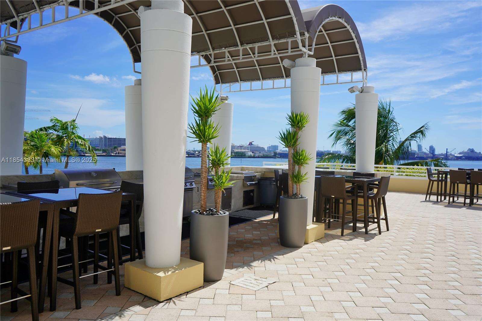 Three Tequesta Point at 848 Brickell Key Dr, Miami, FL 33131 - For Rent photo 61