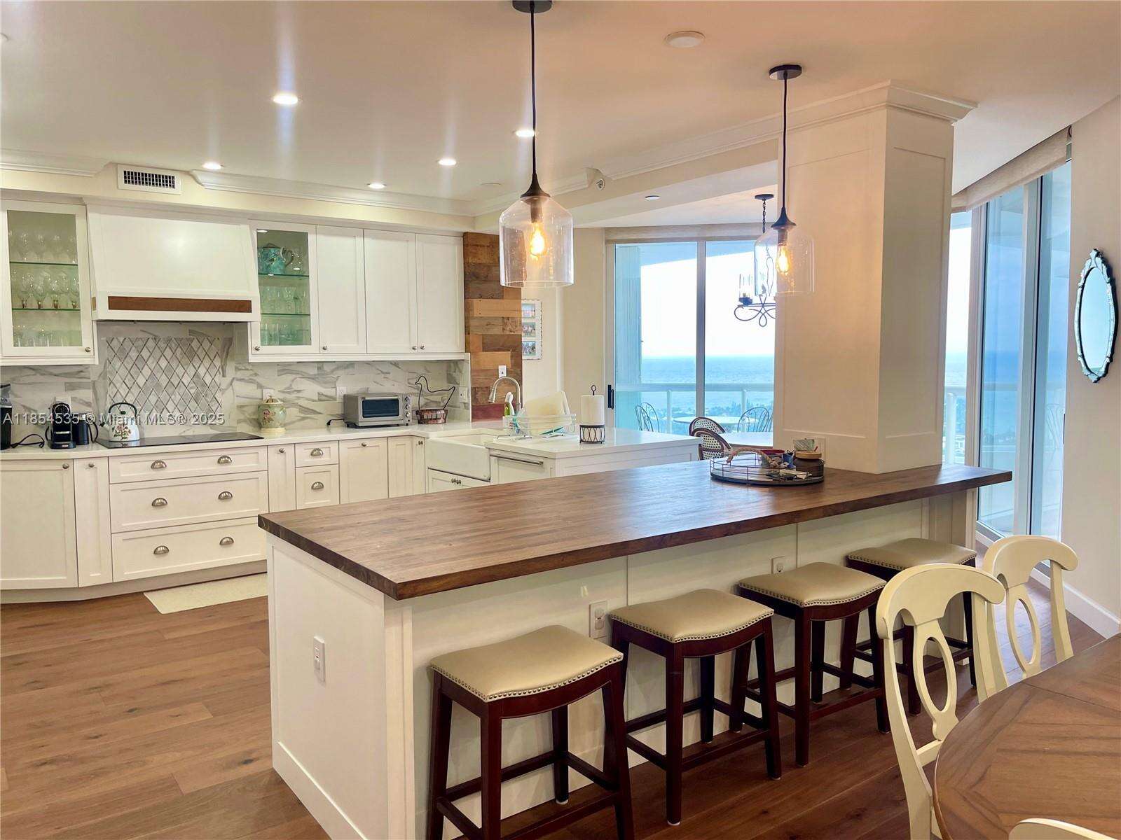 Atlantic 3 at 21050 Point Pl, Aventura, FL 33180 - For Rent photo 7