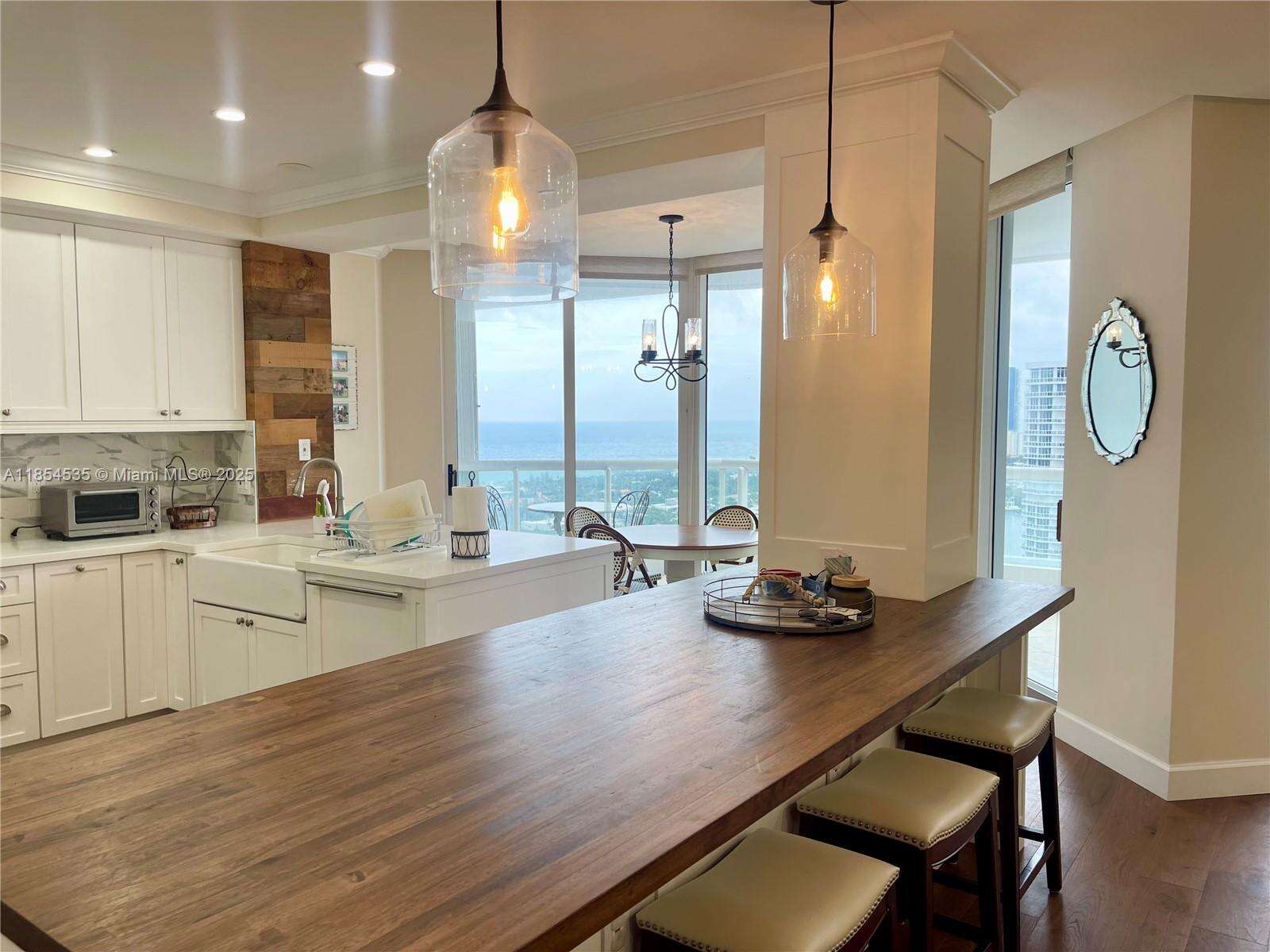 Atlantic 3 at 21050 Point Pl, Aventura, FL 33180 - For Rent photo 8
