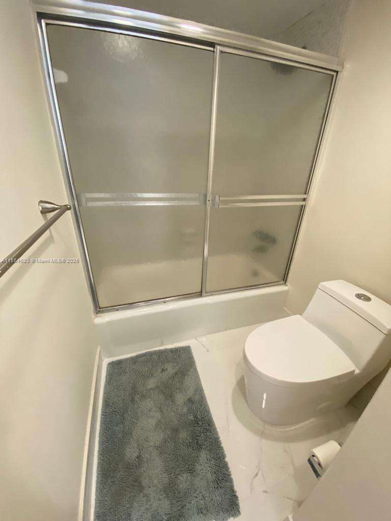 Sian Ocean Residences at 4001 Ocean Dr, Hollywood, FL 33019 - For Rent photo 11