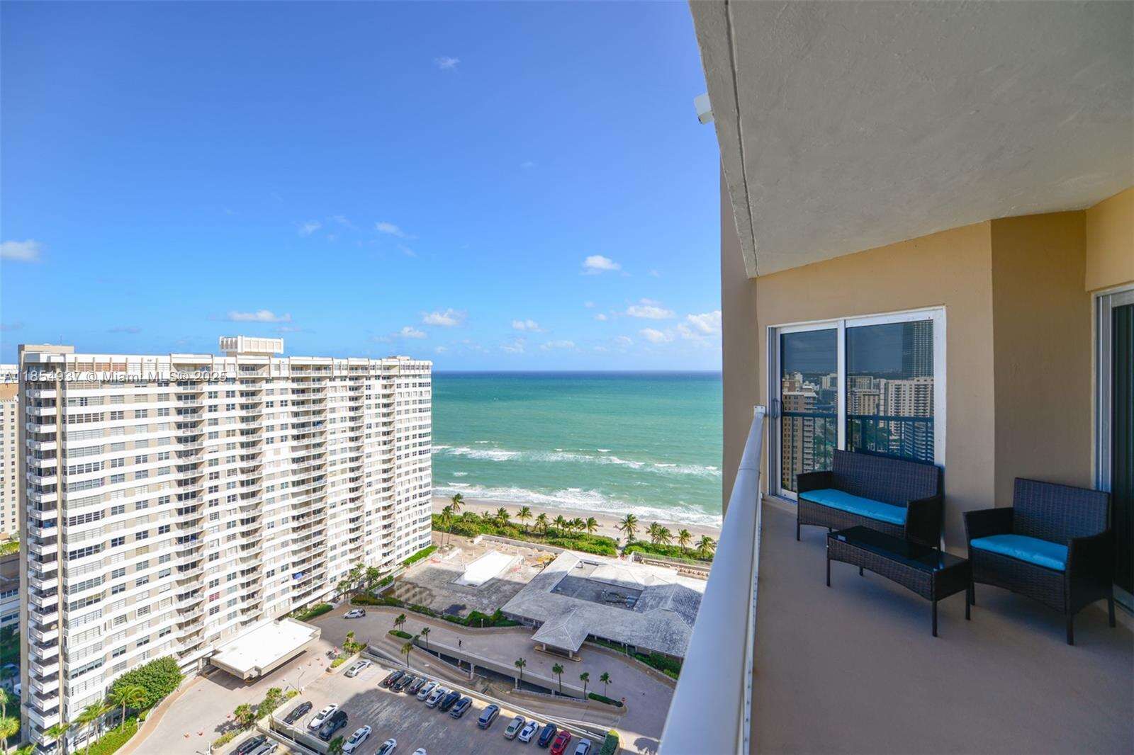 The Hemispheres at 1980 Ocean Dr, Hallandale Beach, FL 33009 - For Rent photo 17