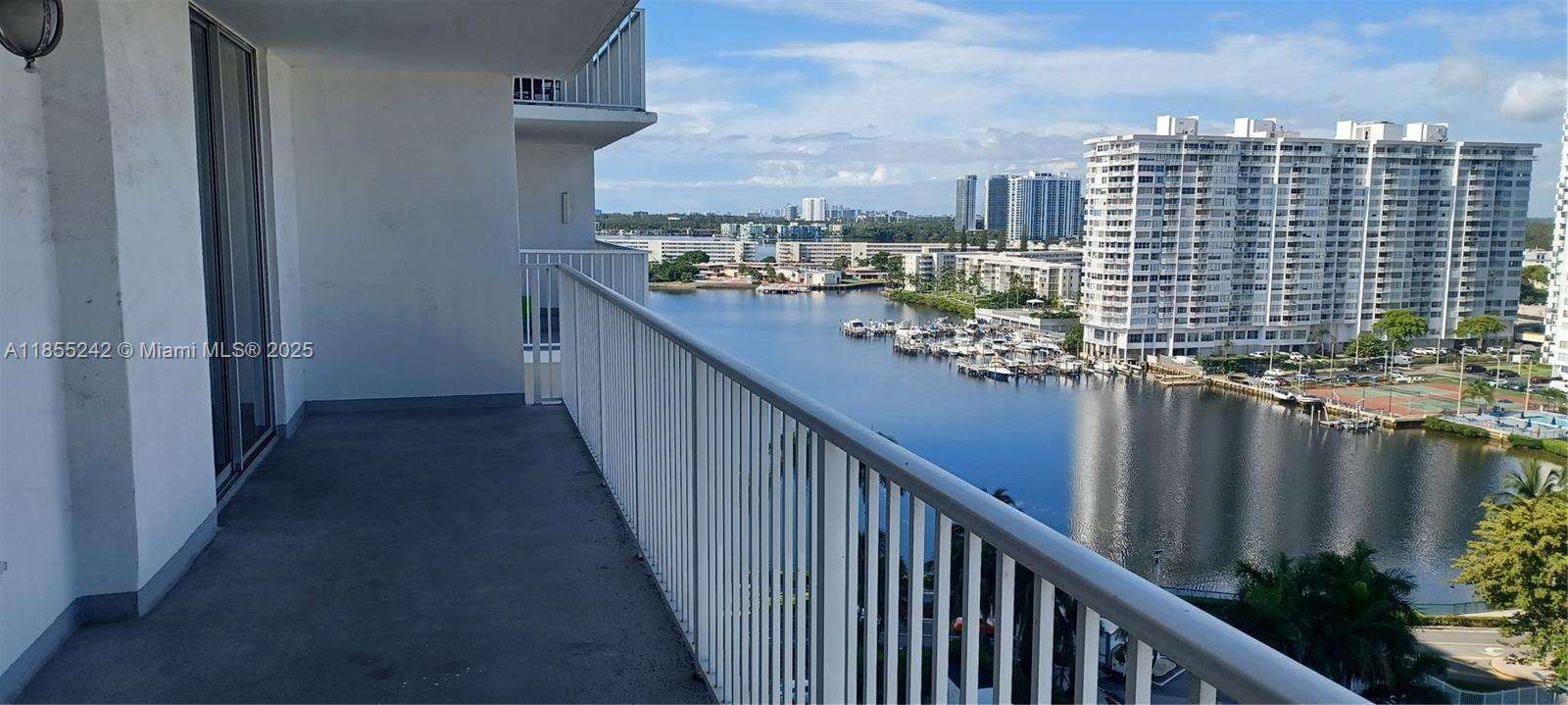 Admirals Port at 2801 183rd St, Aventura, FL 33160 - For Rent photo 17