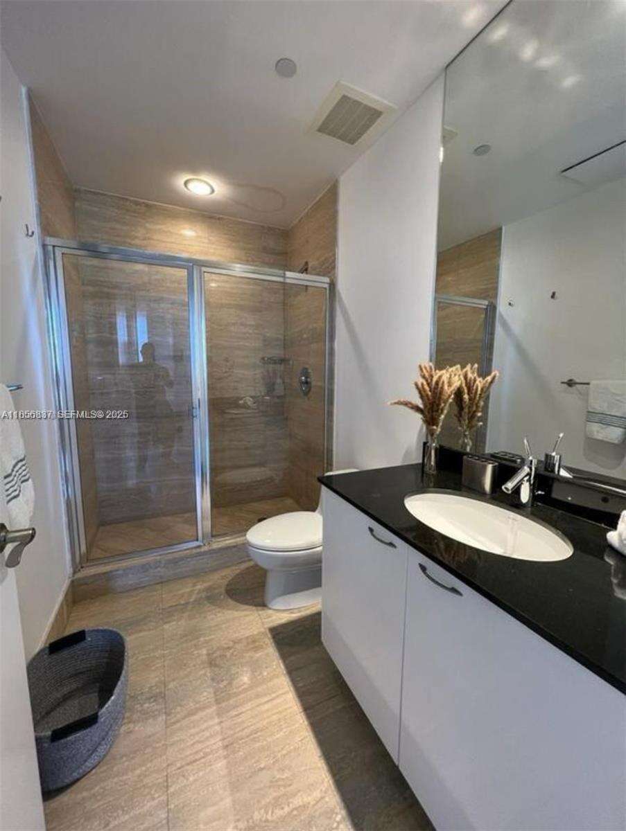 Trump Tower 3 at 15811 Collins Ave, Sunny Isles Beach, FL 33160 - For Rent photo 18