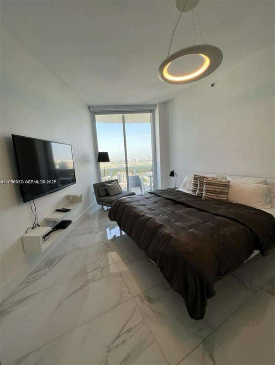 Trump Tower 3 at 15811 Collins Ave, Sunny Isles Beach, FL 33160 - For Rent photo 21