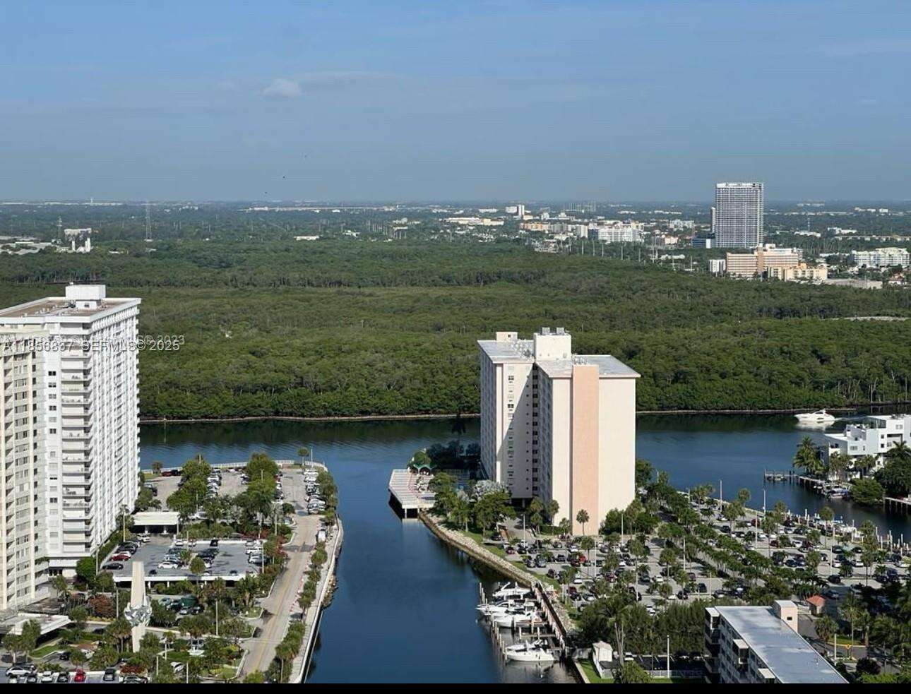Trump Tower 3 at 15811 Collins Ave, Sunny Isles Beach, FL 33160 - For Rent photo 25