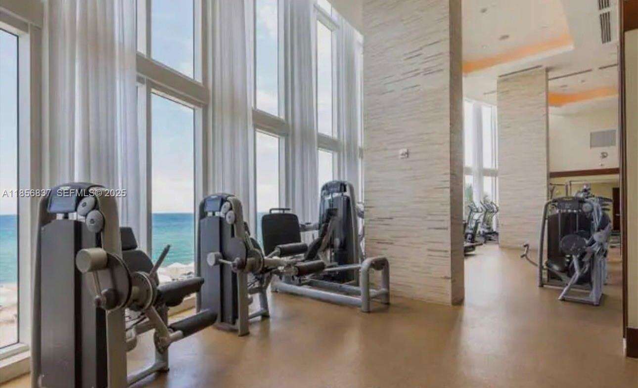 Trump Tower 3 at 15811 Collins Ave, Sunny Isles Beach, FL 33160 - For Rent photo 34