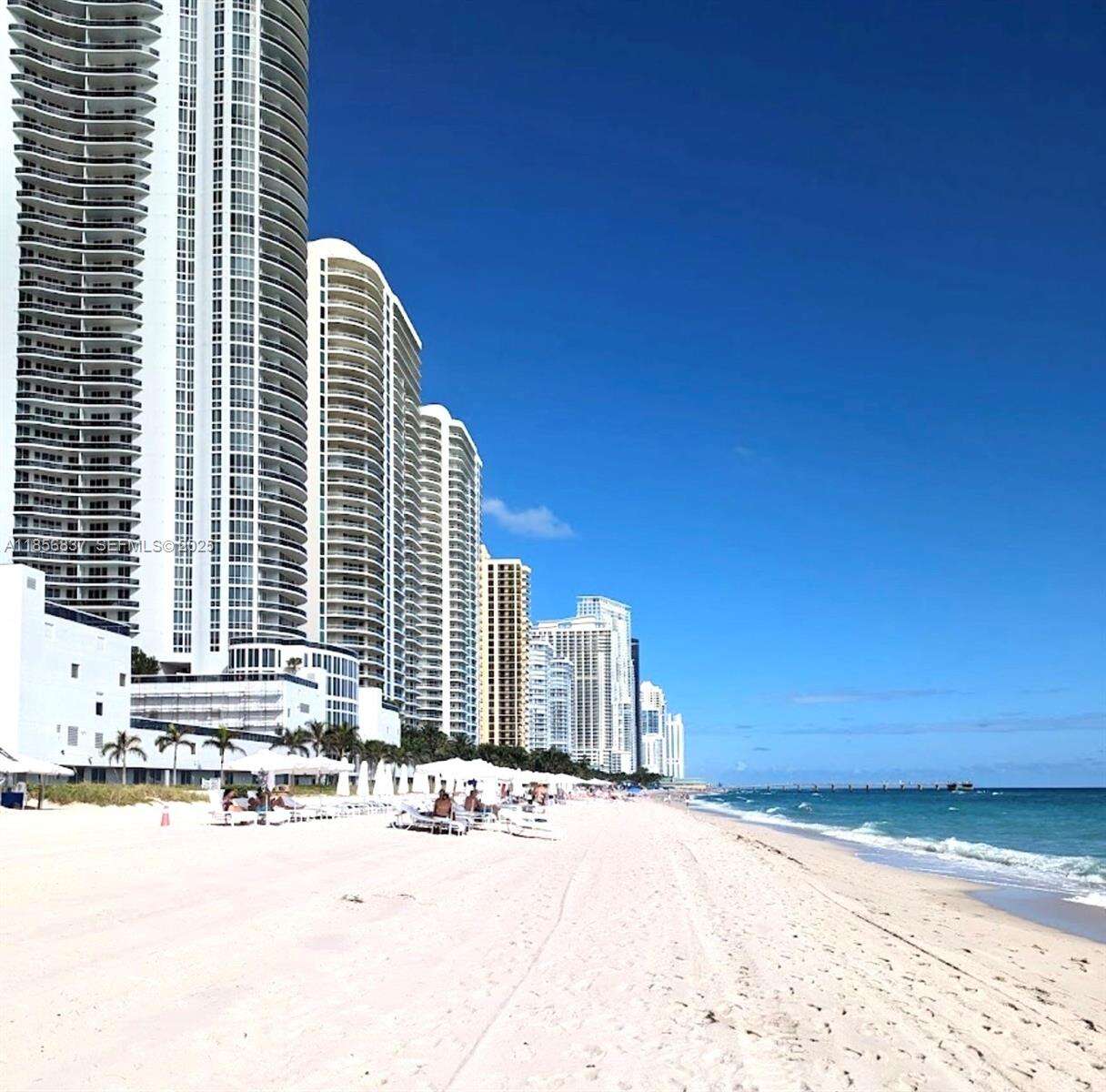 Trump Tower 3 at 15811 Collins Ave, Sunny Isles Beach, FL 33160 - For Rent photo 42