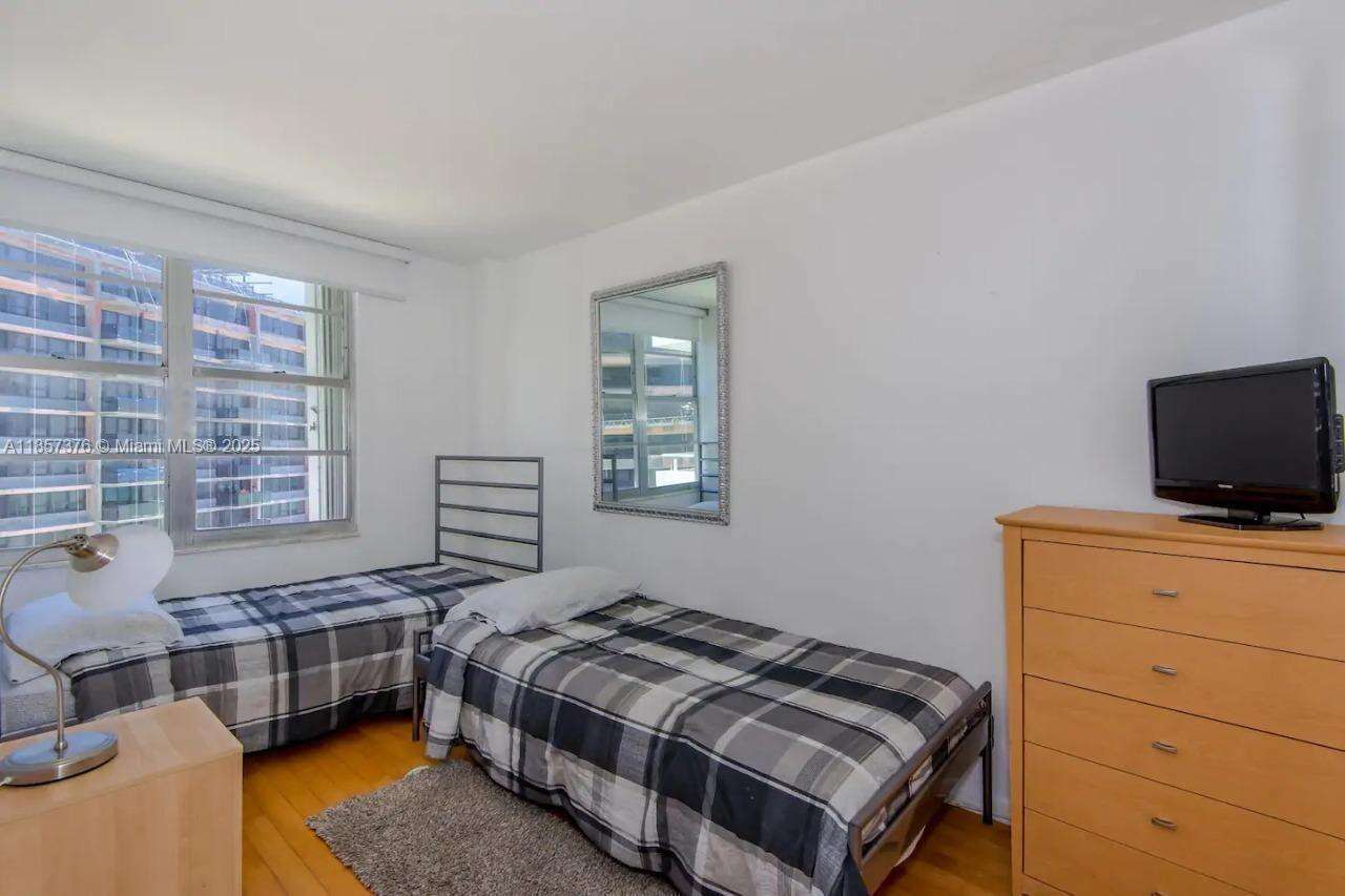 SEACOAST 5151 - 5161 Collins Ave, Miami Beach, FL 33140 | Picture 12