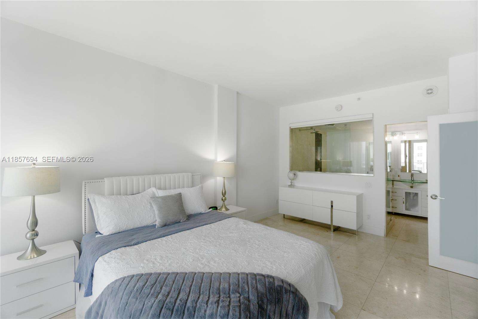 Decoplage at 100 Lincoln Rd, Miami Beach, FL 33139 - For Rent photo 15