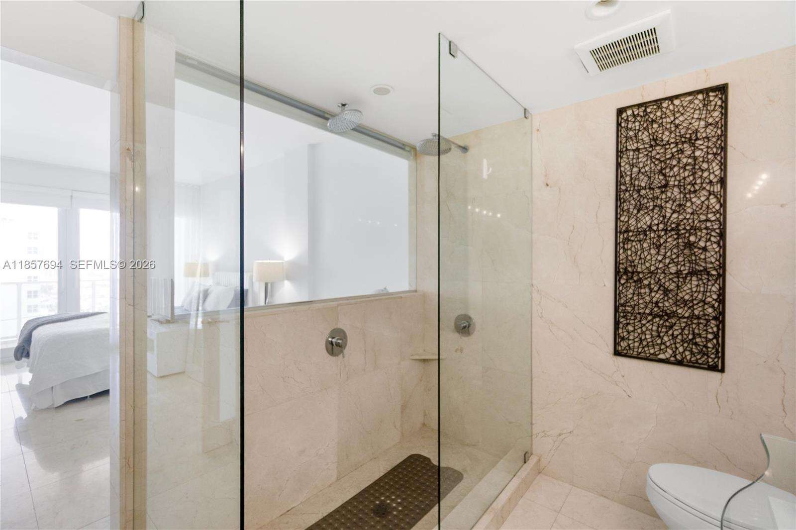 Decoplage at 100 Lincoln Rd, Miami Beach, FL 33139 - For Rent photo 18