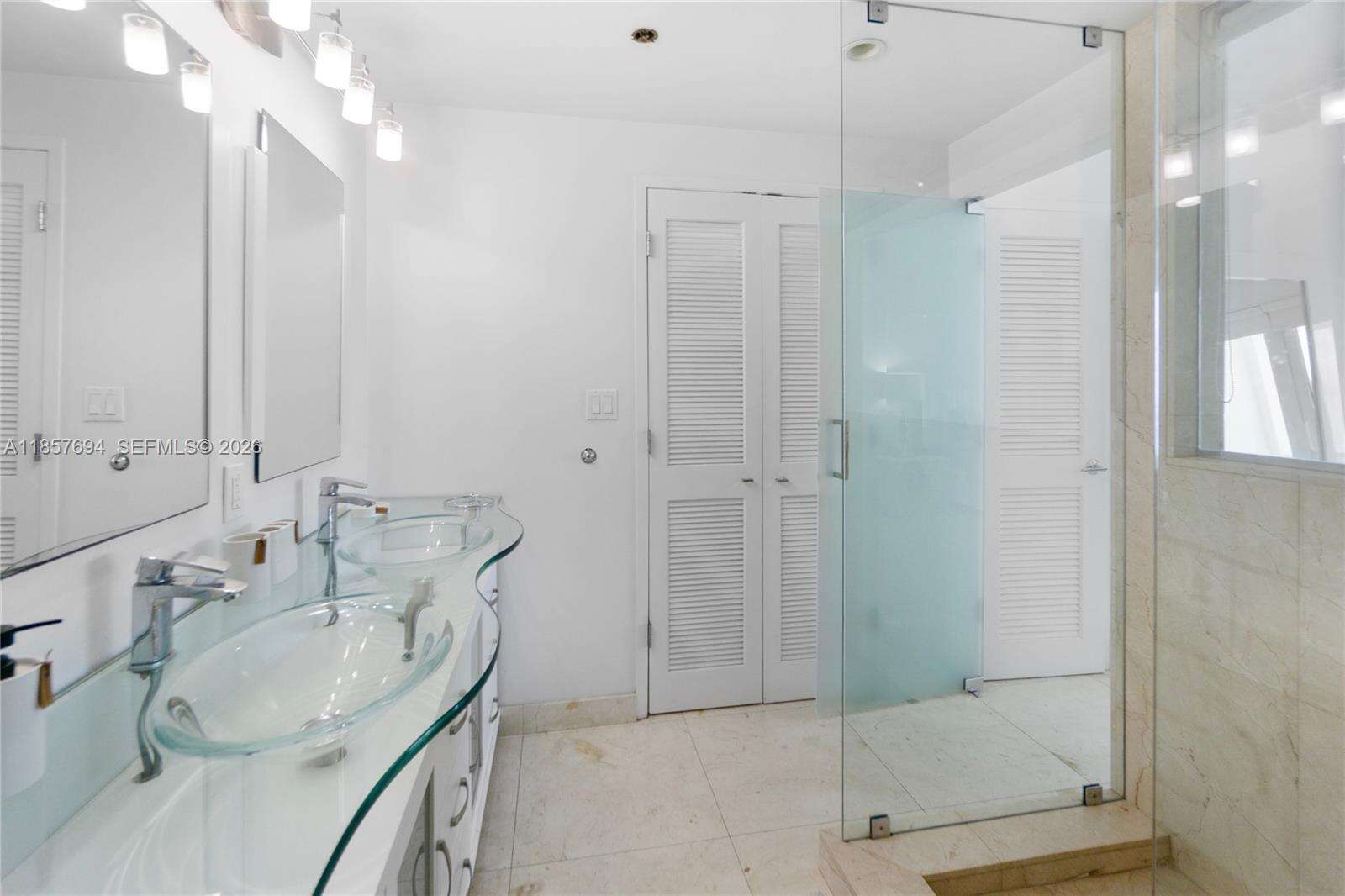 Decoplage at 100 Lincoln Rd, Miami Beach, FL 33139 - For Rent photo 19