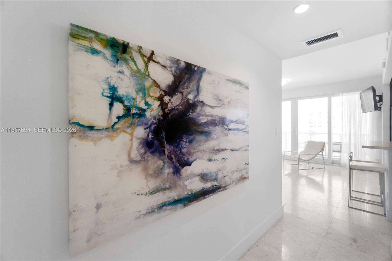 Decoplage at 100 Lincoln Rd, Miami Beach, FL 33139 - For Rent photo 9