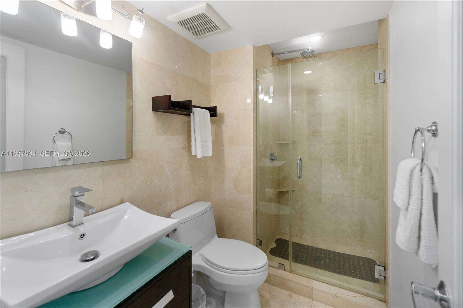 Decoplage at 100 Lincoln Rd, Miami Beach, FL 33139 - For Rent photo 10