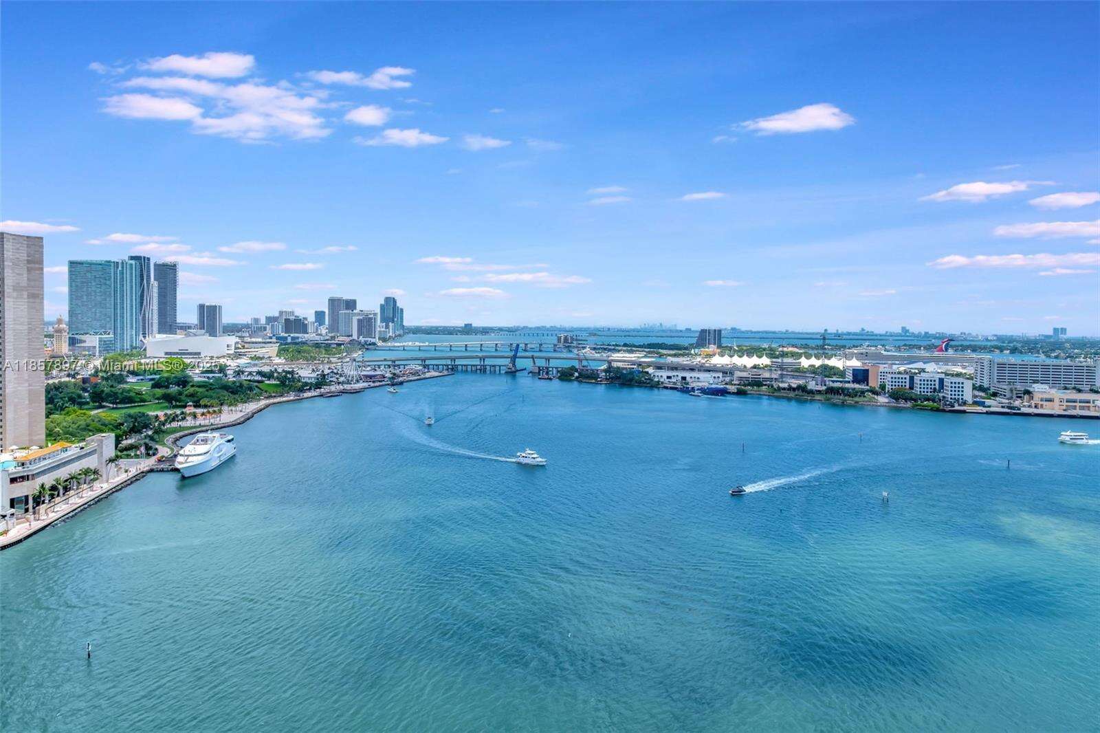 Three Tequesta Point at 848 Brickell Key Dr, Miami, FL 33131 - For Rent photo 37