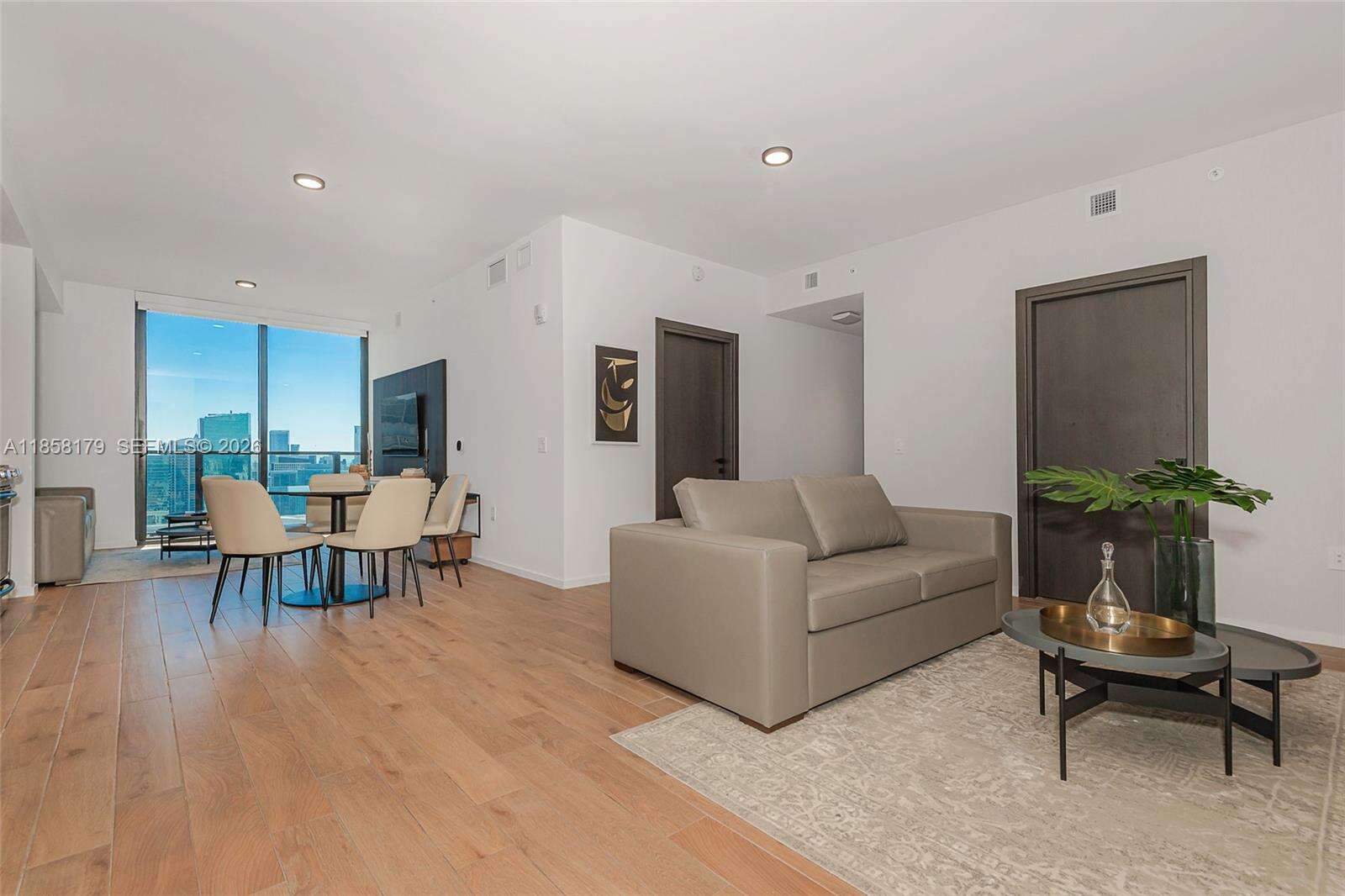 The Elser at 398 5 St, Miami, FL 33132 - For Rent photo 3