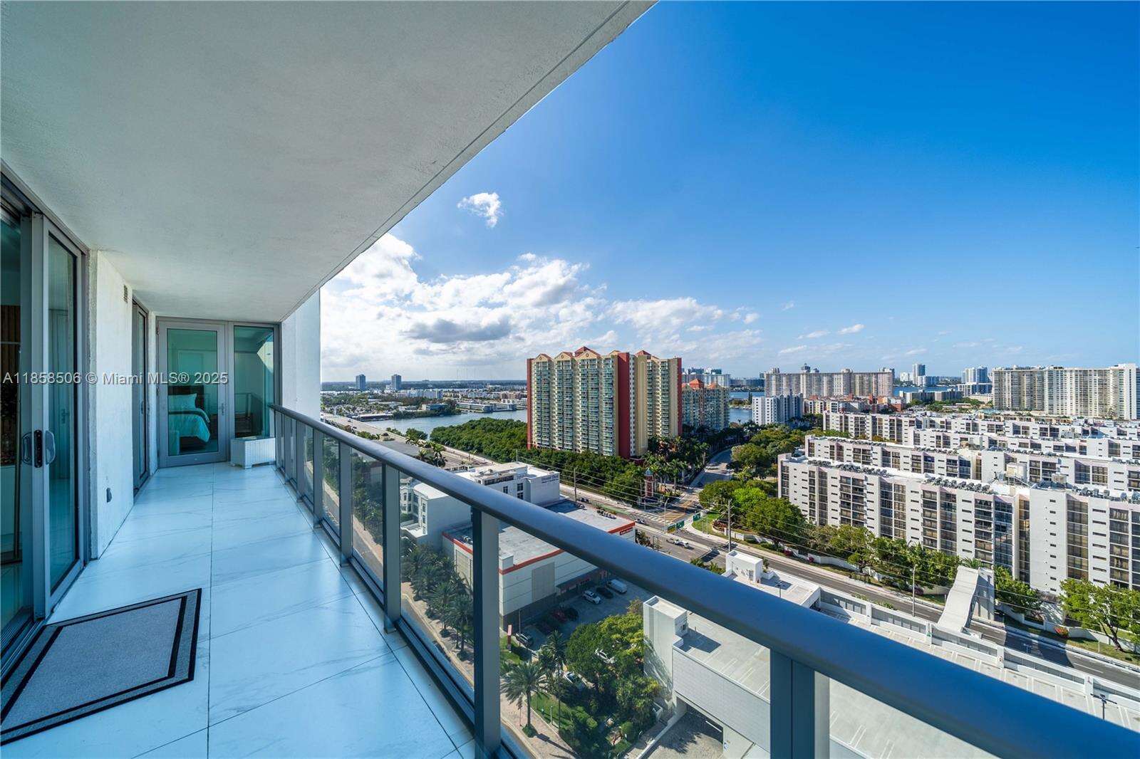 Parque Towers at 300 Sunny Isles Blvd, Sunny Isles Beach, FL 33160 - For Rent photo 19