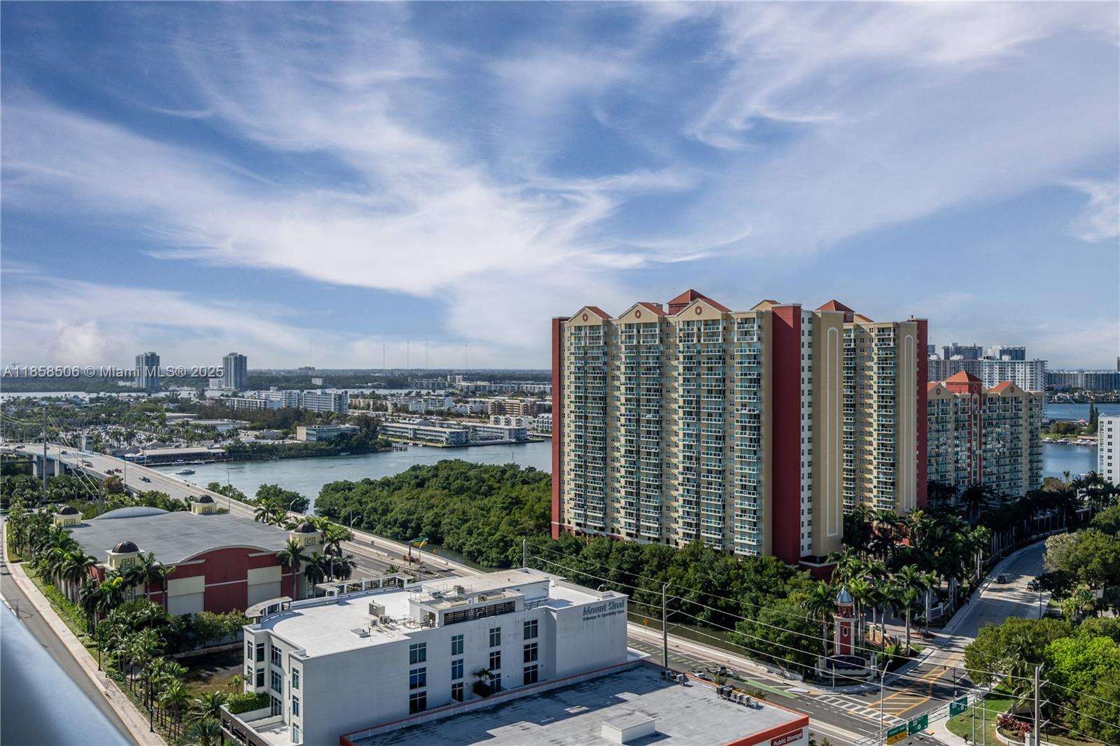 Parque Towers at 300 Sunny Isles Blvd, Sunny Isles Beach, FL 33160 - For Rent photo 20