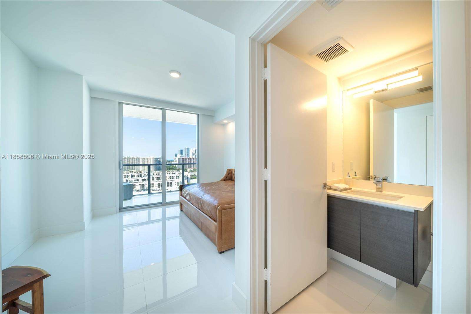 Parque Towers at 300 Sunny Isles Blvd, Sunny Isles Beach, FL 33160 - For Rent photo 24