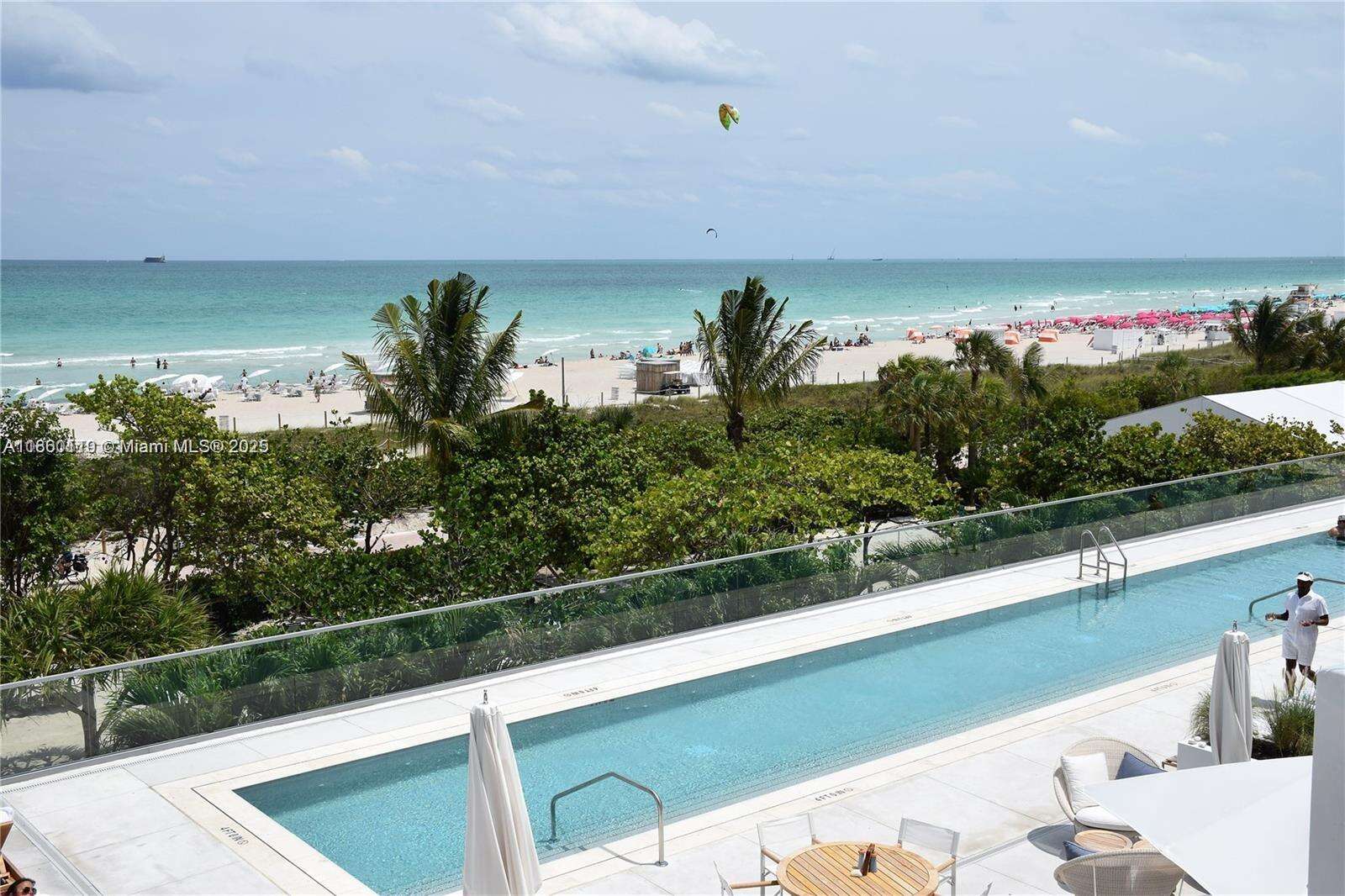 Roney Palace at 2301 Collins Ave, Miami Beach, FL 33139 - For Rent photo 8