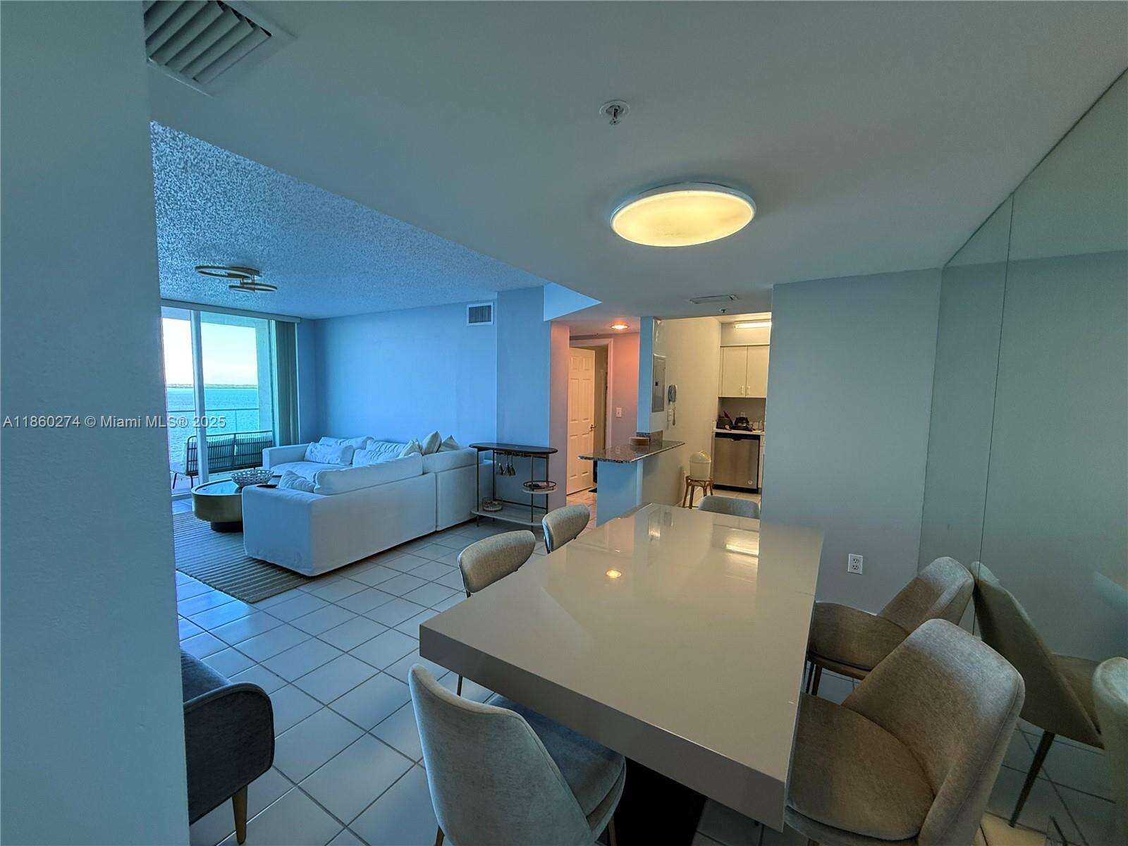 St Louis at 800 Claughton Island Dr, Miami, FL 33131 - For Rent photo 2