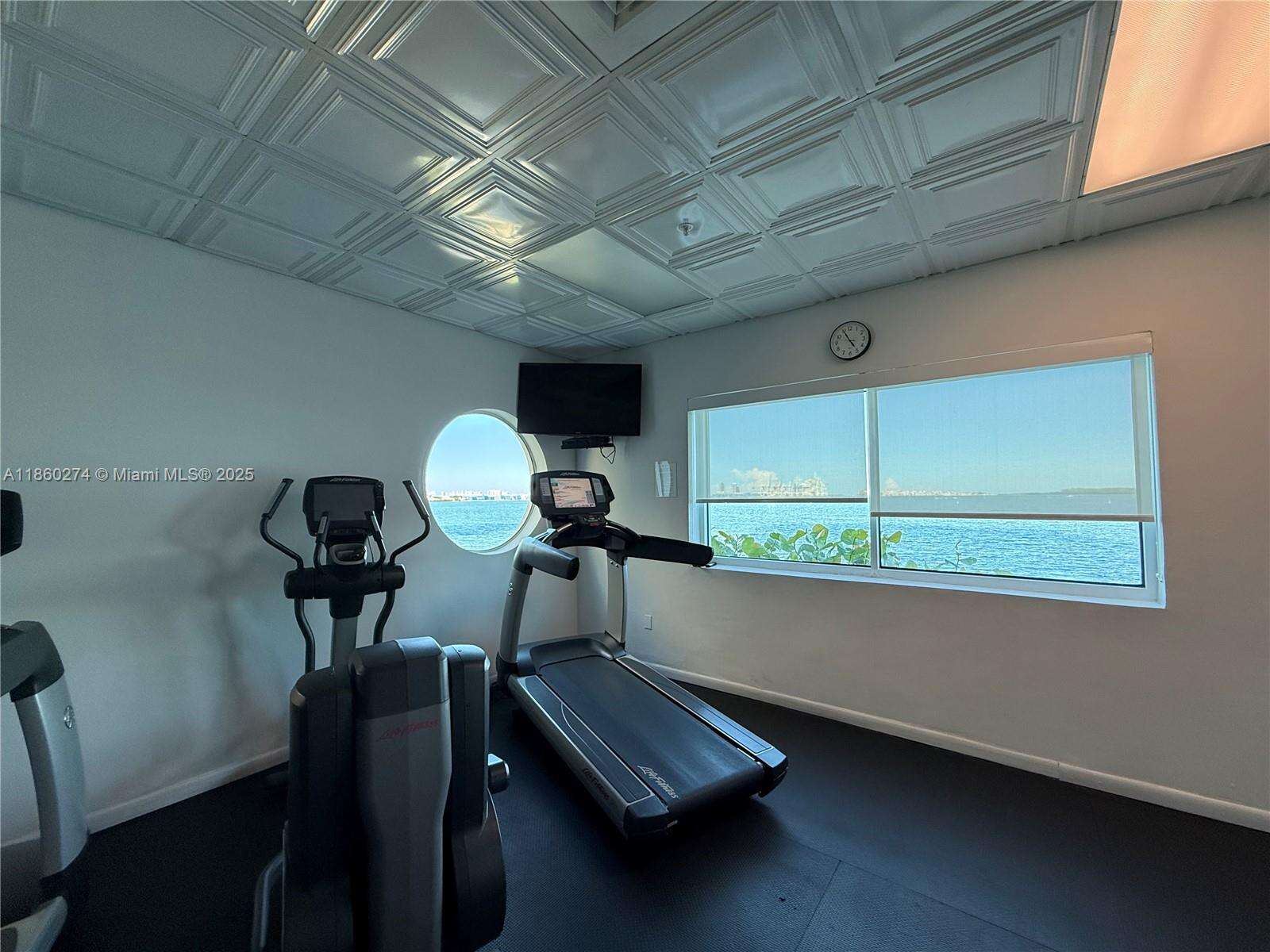 St Louis at 800 Claughton Island Dr, Miami, FL 33131 - For Rent photo 21