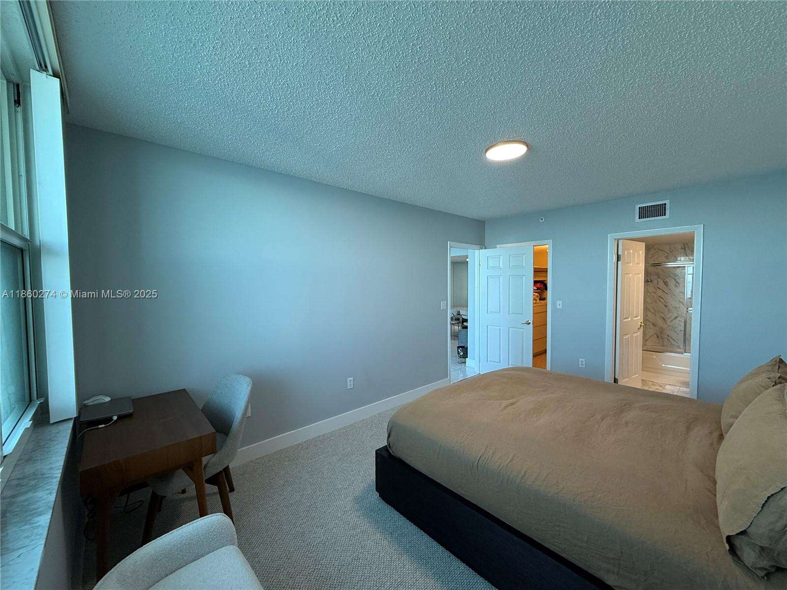 St Louis at 800 Claughton Island Dr, Miami, FL 33131 - For Rent photo 7