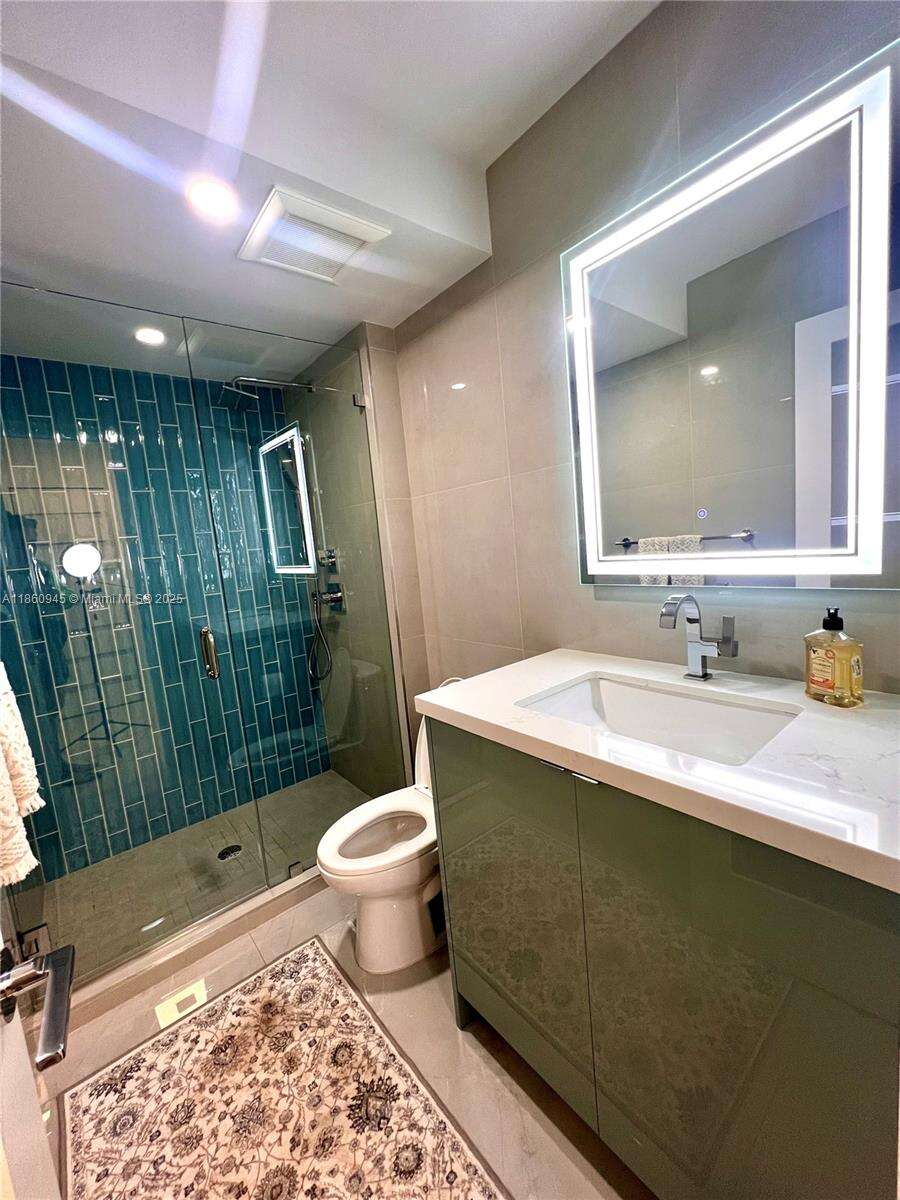 Arlen House at 100 Bayview Dr, Sunny Isles Beach, FL 33160 - For Rent photo 19