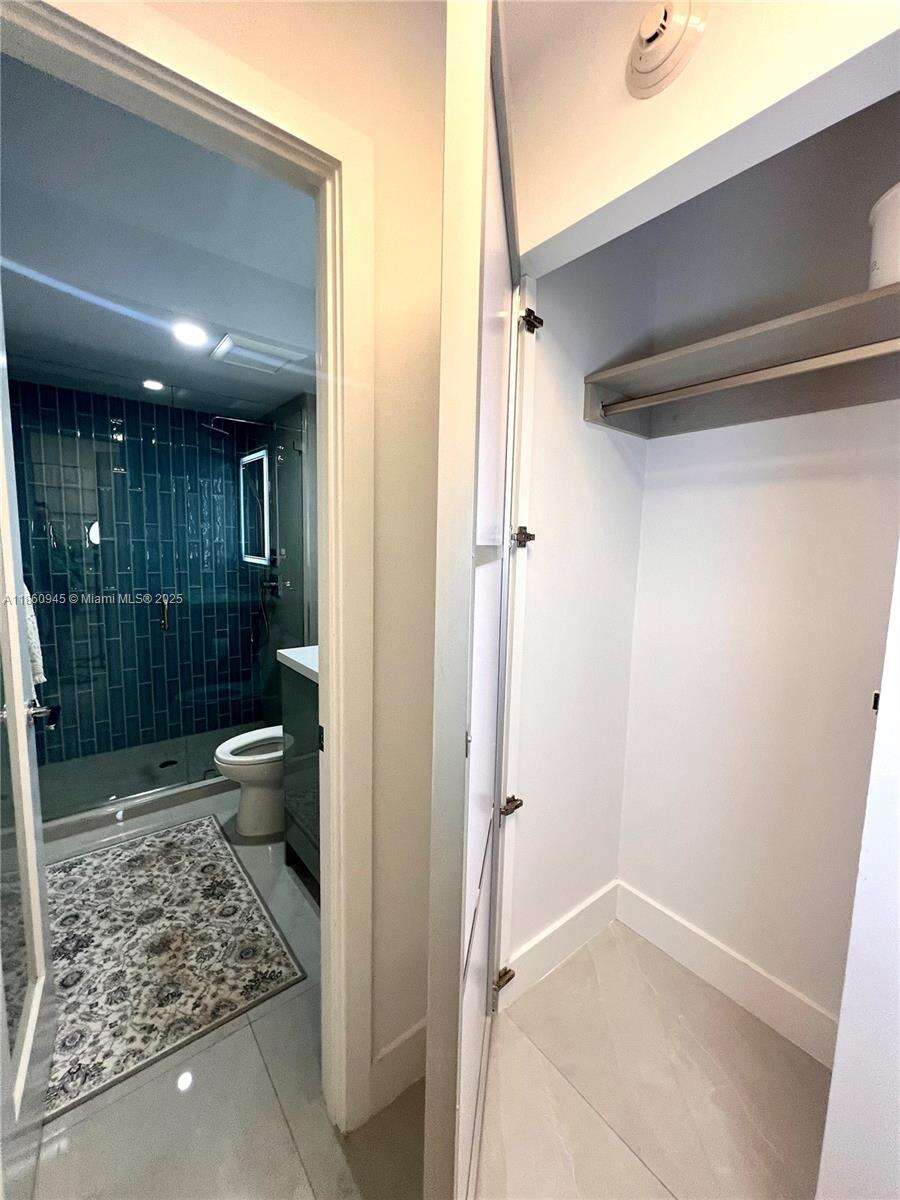 Arlen House at 100 Bayview Dr, Sunny Isles Beach, FL 33160 - For Rent photo 21