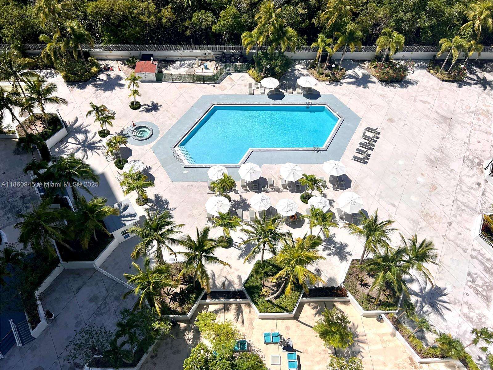 Arlen House at 100 Bayview Dr, Sunny Isles Beach, FL 33160 - For Rent photo 24