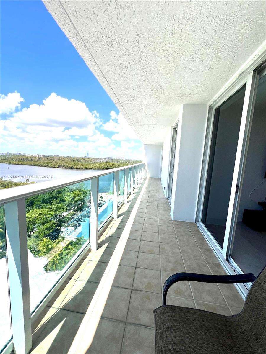 Arlen House at 100 Bayview Dr, Sunny Isles Beach, FL 33160 - For Rent photo 25